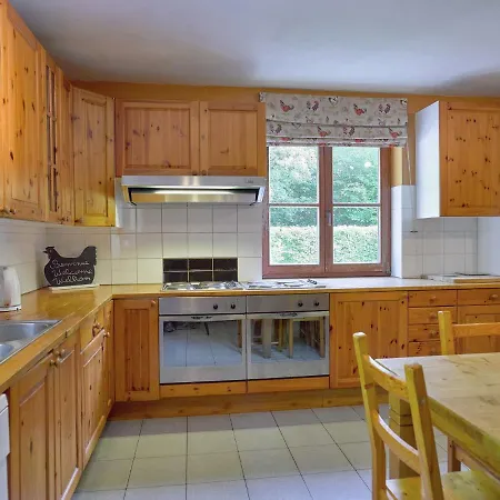 別荘 Spacious In Anhee Belgium Sosoye