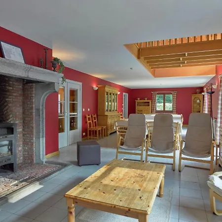 Spacious In Anhee Belgium Дом отдыха Sosoye